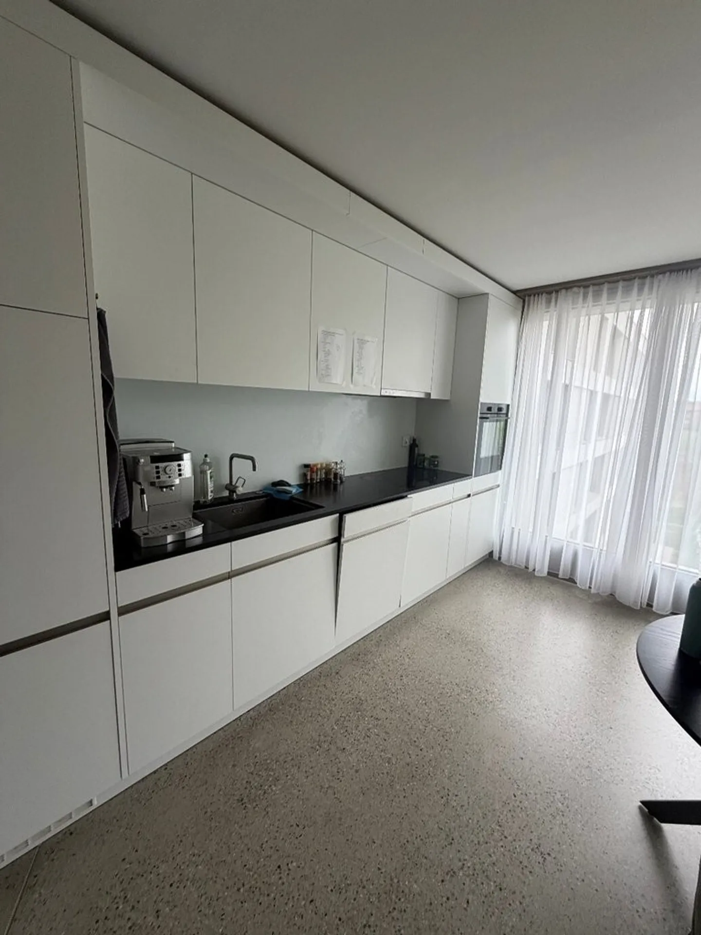 2.5 Room Apartment - Photo 2 of 6