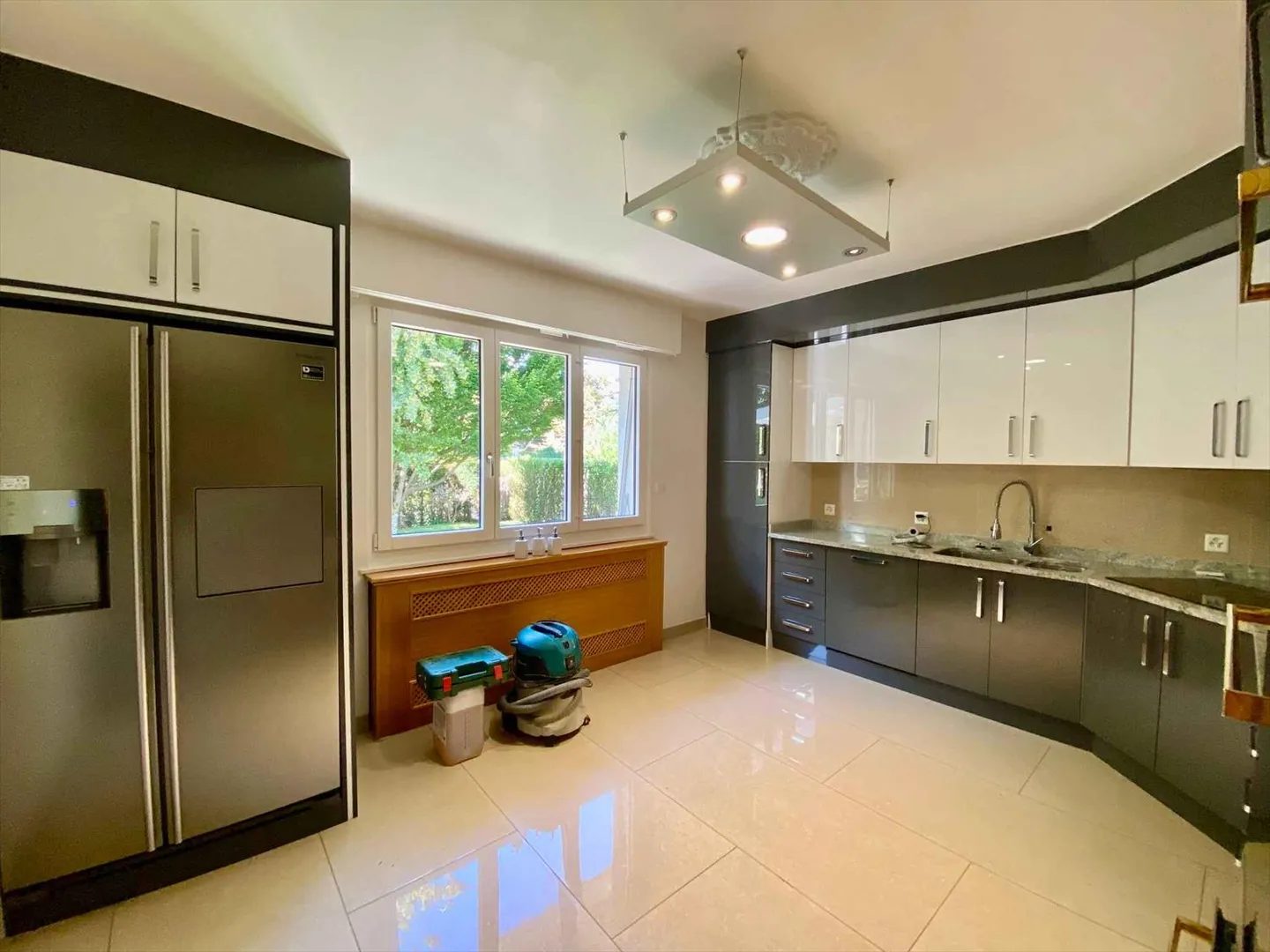 Villa 8 rooms - Photo 4 of 13