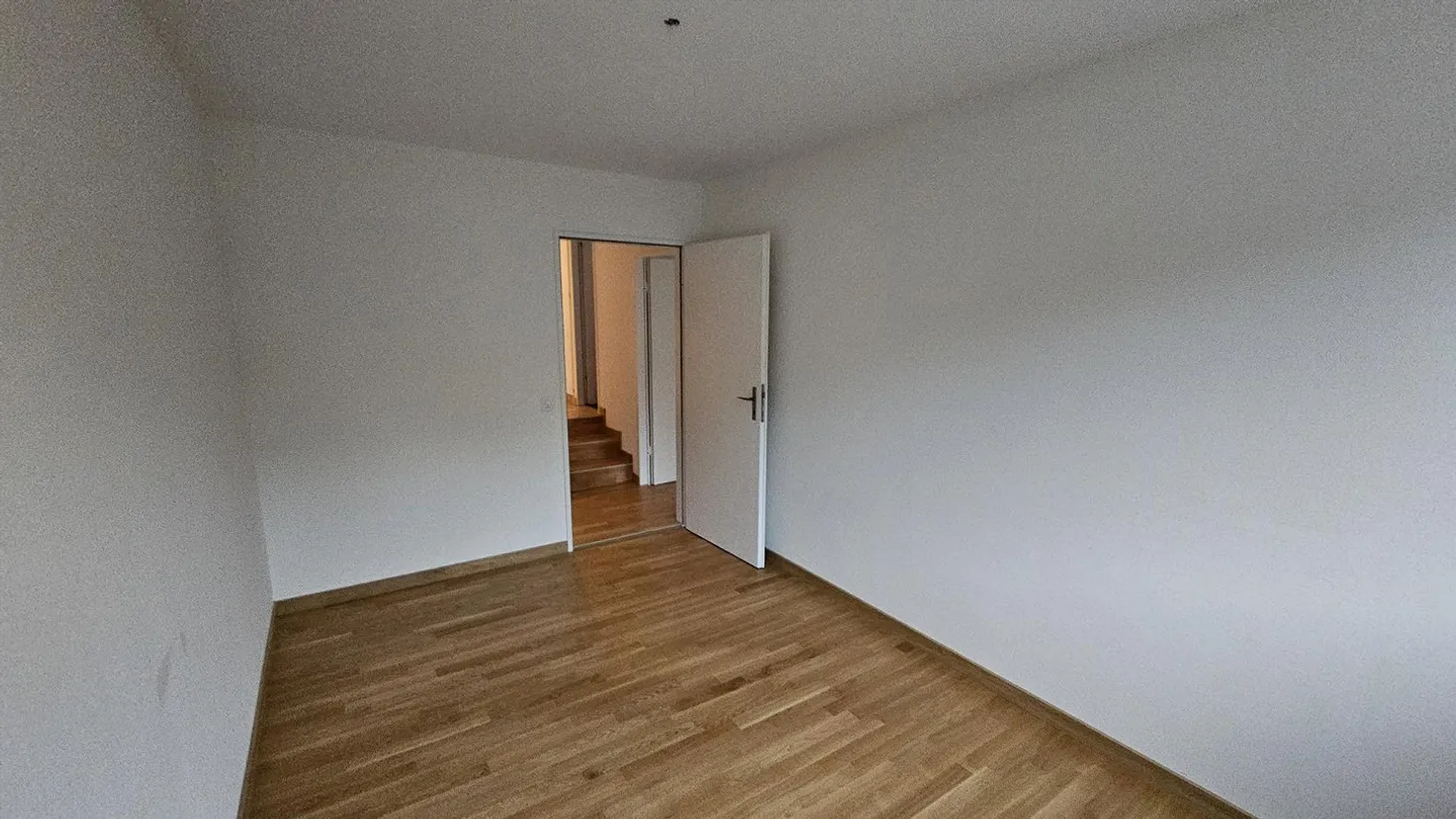 Casa a schiera di 4,5 stanze - Foto 20 di 24