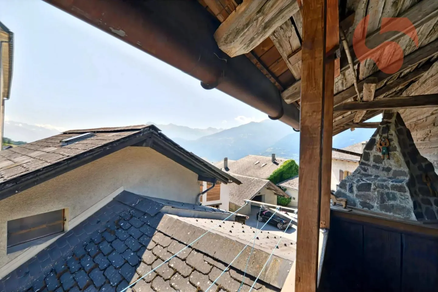 Casa di villaggio autentica con grande potenziale e garage oltre a Carnotzet - Foto 12 di 13