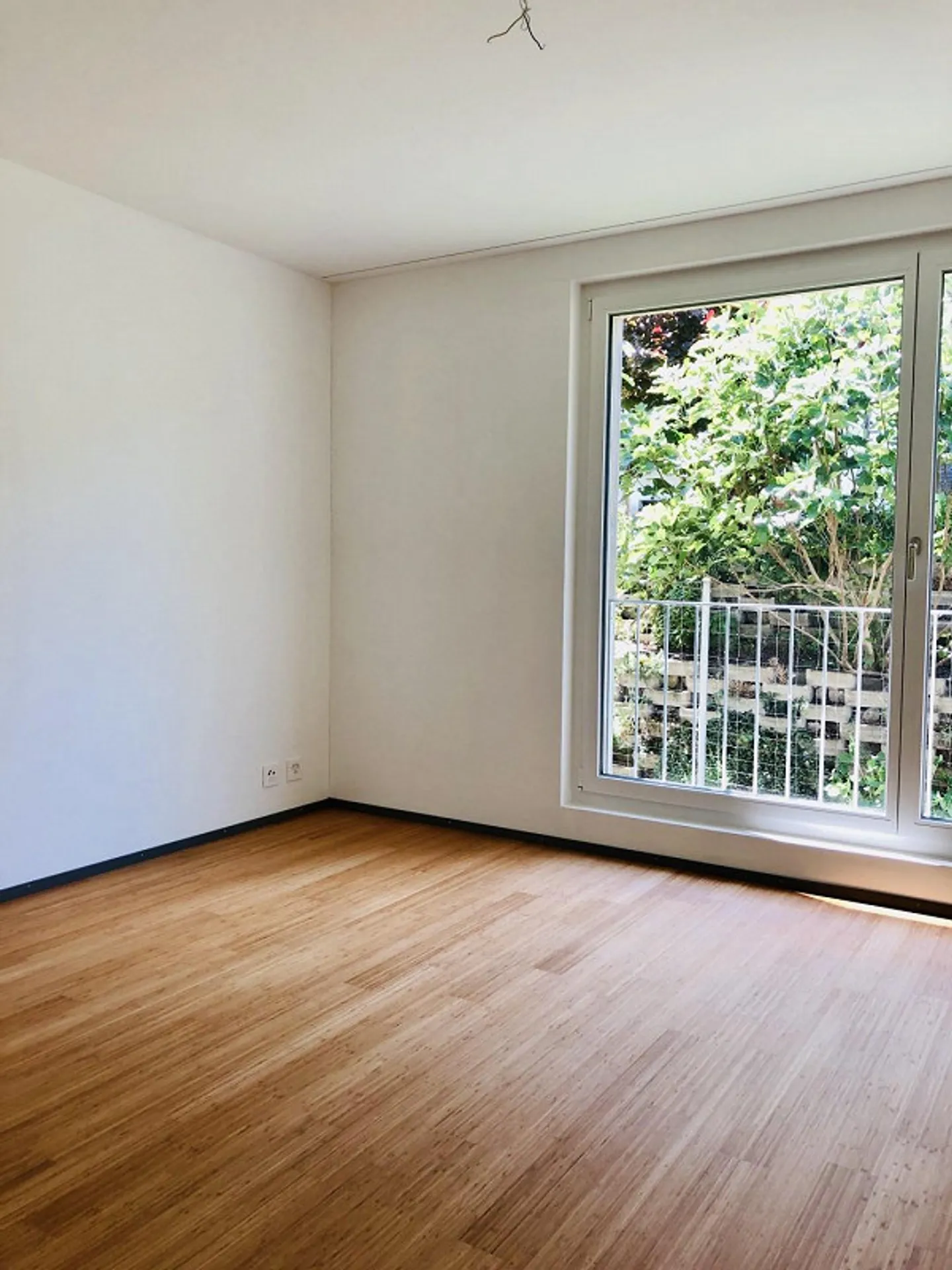 Charmante Wohnung im Bündner Rheintal - Foto 8 von 10