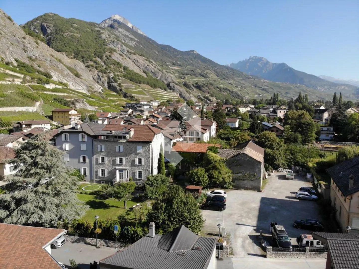 Ardon: Small PPE of 12 new high-end apartments - Photo 3 of 3