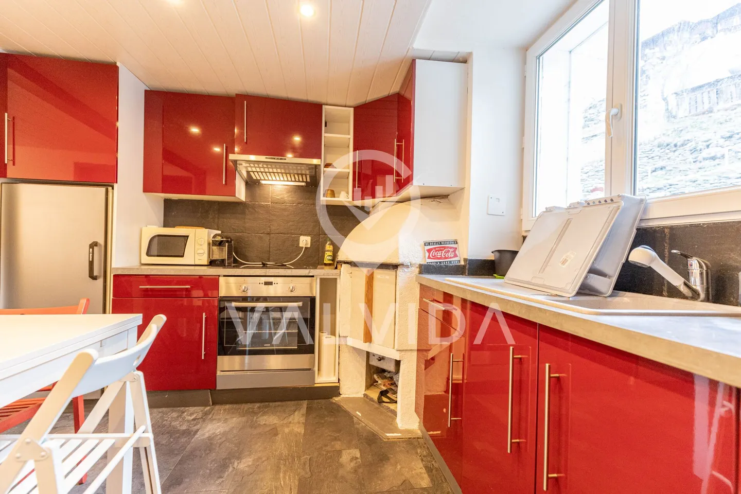 Propriété polyvalente avec potentiel d'aménagement dans un emplacement calme de Kalpetran - Photo 3 sur 35