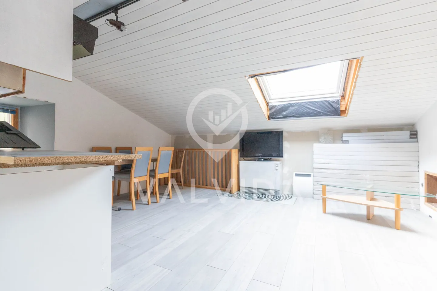 Propriété polyvalente avec potentiel d'aménagement dans un emplacement calme de Kalpetran - Photo 16 sur 35