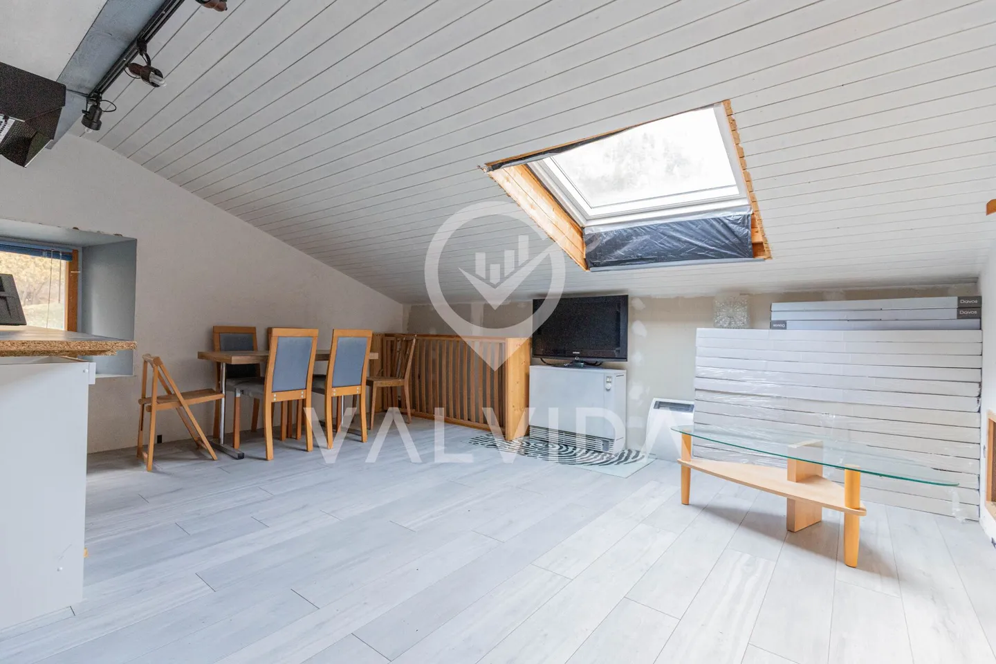 Propriété polyvalente avec potentiel d'aménagement dans un emplacement calme de Kalpetran - Photo 17 sur 35