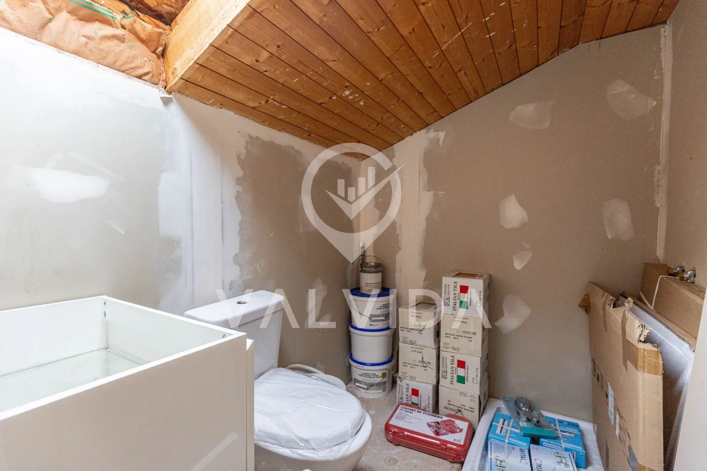 Propriété polyvalente avec potentiel d'aménagement dans un emplacement calme de Kalpetran - Photo 20 sur 35