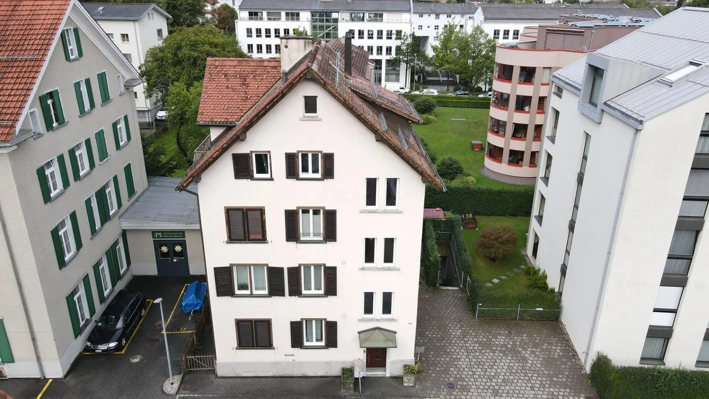 3-Familienhaus zu verkaufen - Foto 2 von 2
