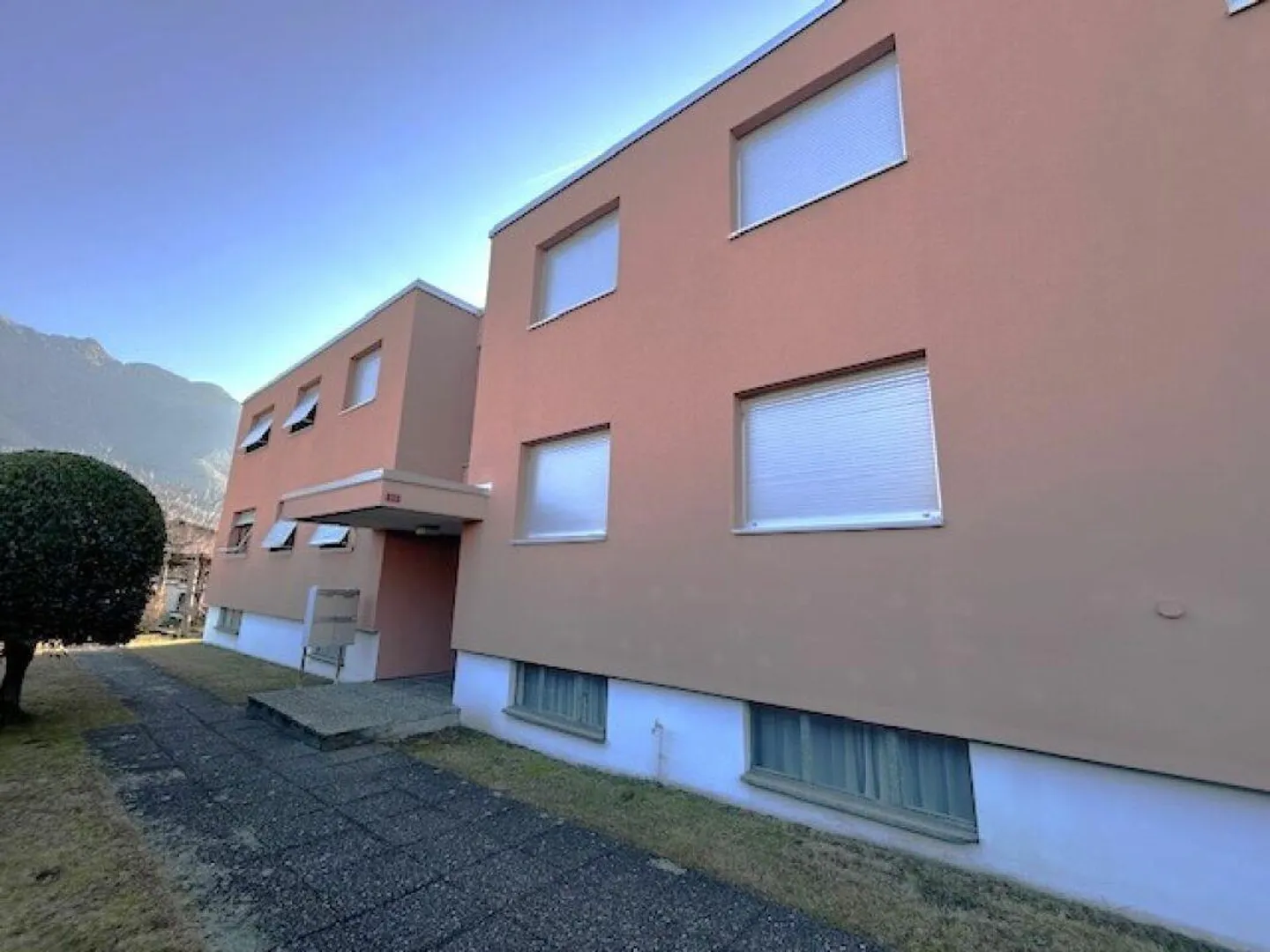 4.5-ROOM APARTMENT IN A RESIDENTIAL AREA - Photo 18 of 21