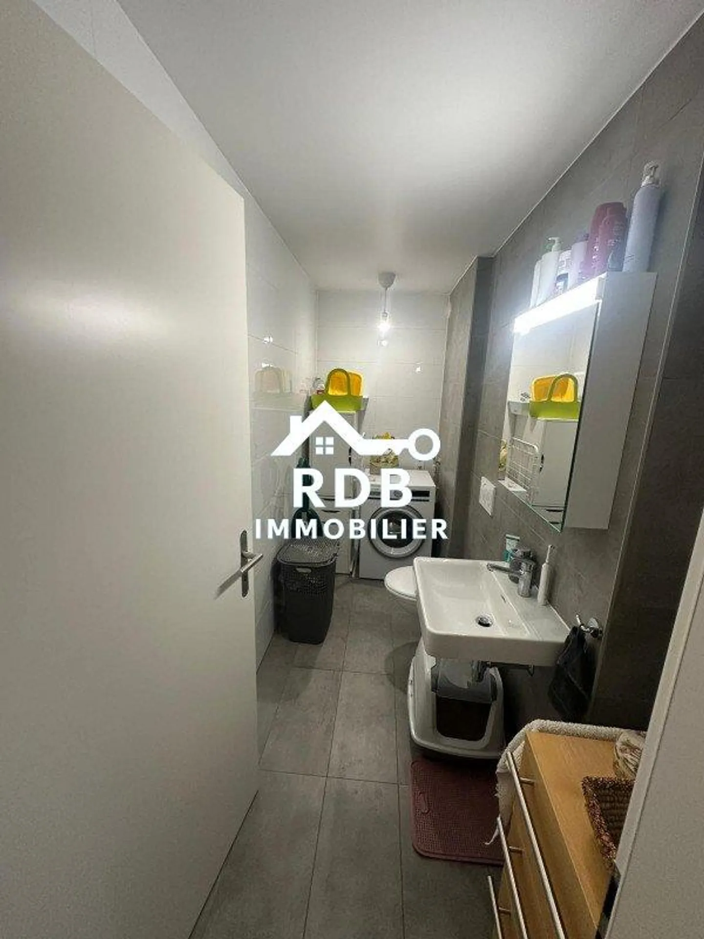 Appartement de 6 pièces au 3ème étage situé à Satigny 1242 - Photo 12 of 12