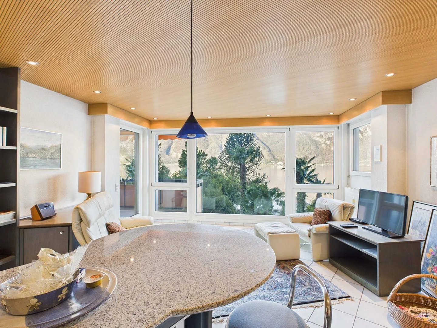 Appartamento con vista lago - Foto 4 di 13