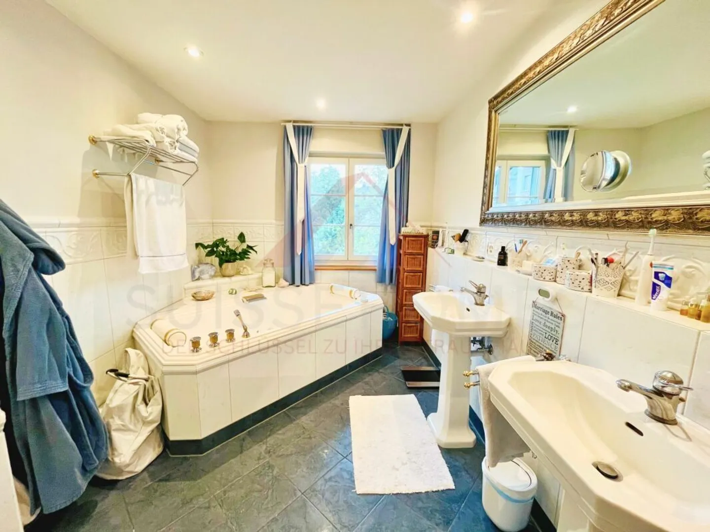 Exklusive Villa mit Bergblick - Foto 11 von 13