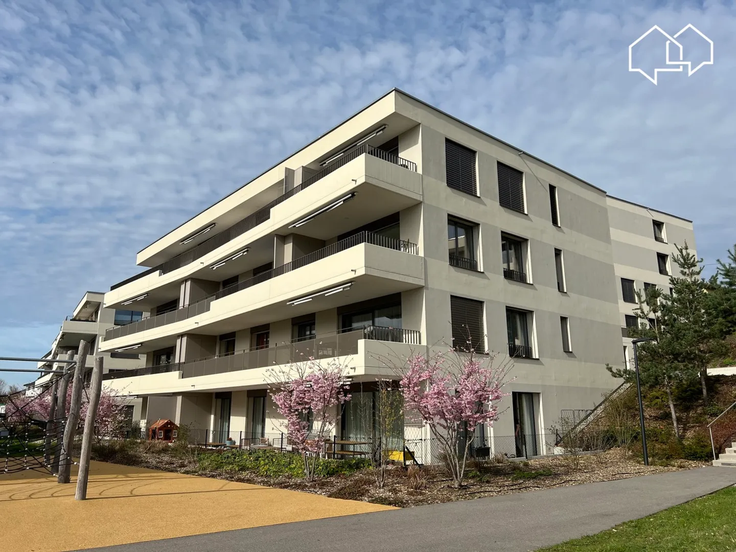 Appartement lumineux de 4.5pces au rez-de-chaussée - Photo 16 sur 18