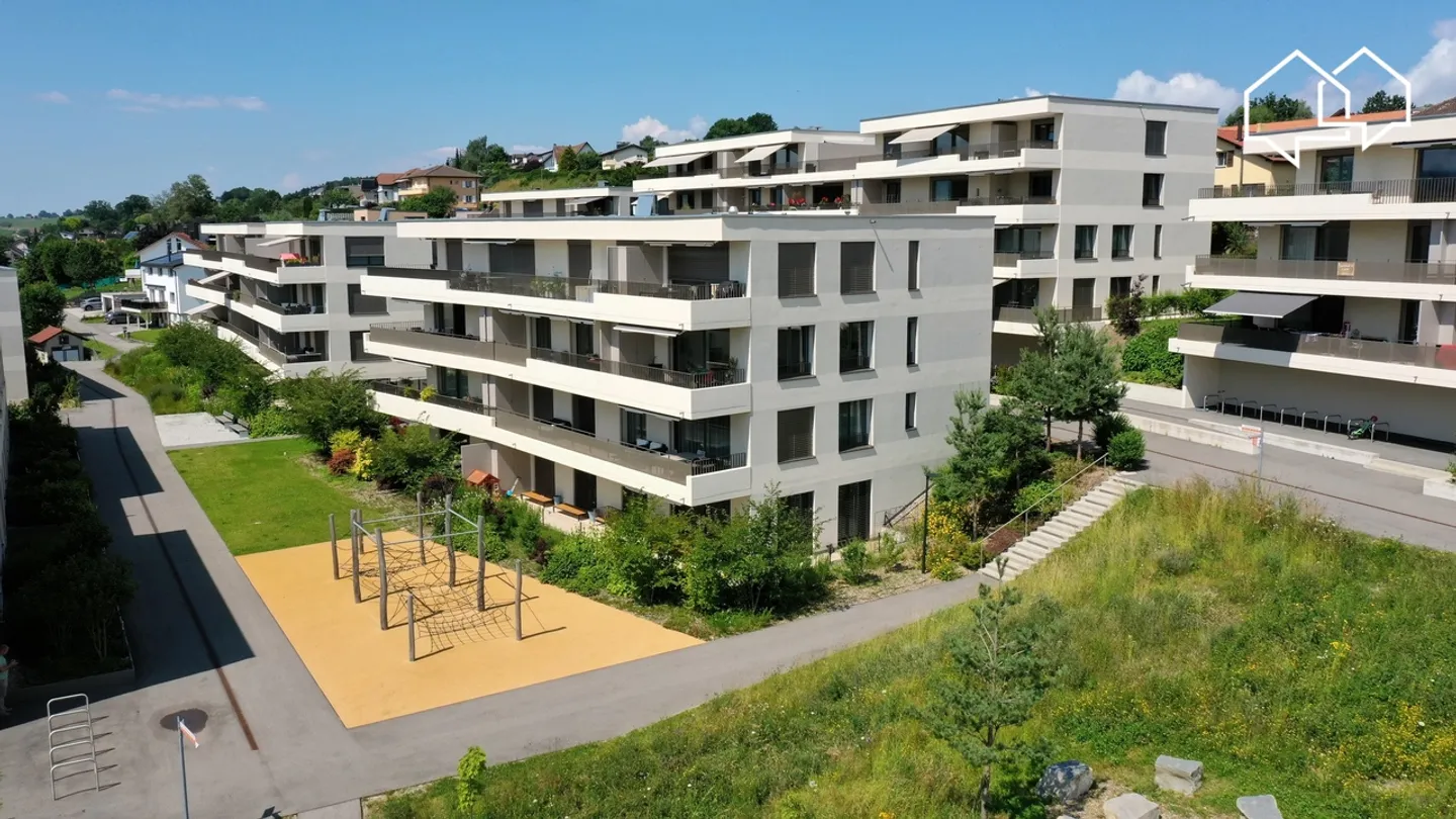 Appartement lumineux de 4.5pces au rez-de-chaussée - Photo 13 sur 18