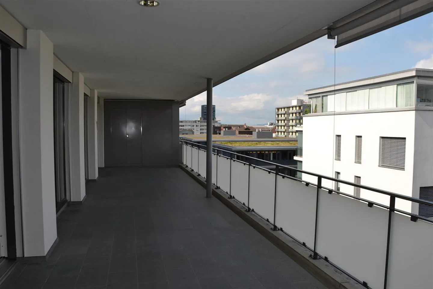 Apartment for rent - Photo 8 of 9