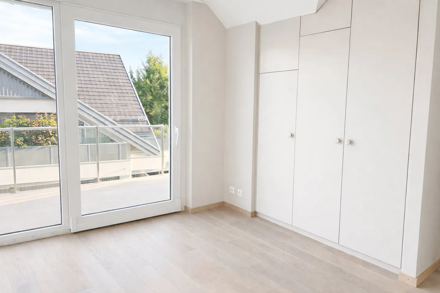 Luxury Duplex Apartment with Terrace - Photo 8 of 10