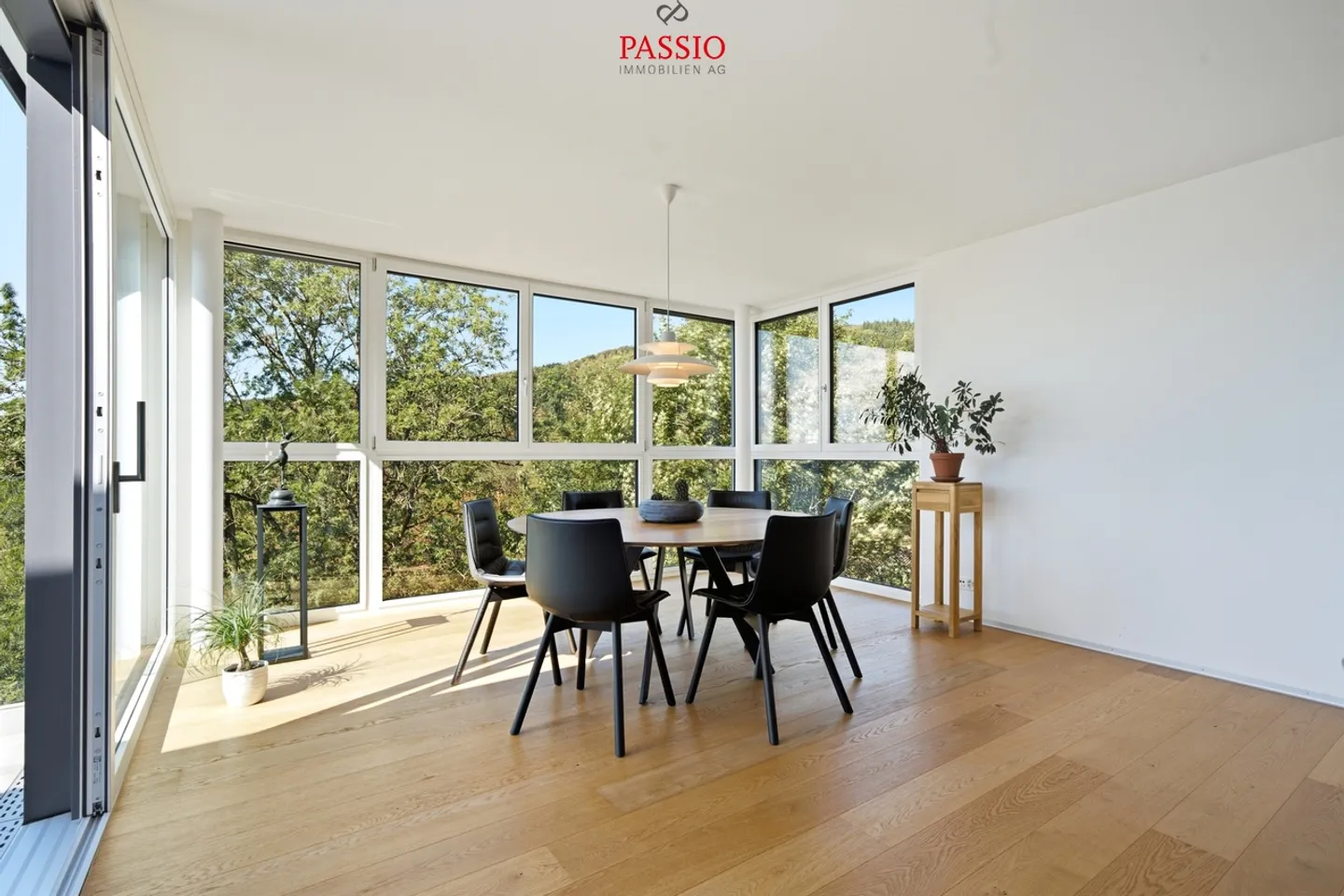 Living above Lake Biel - Attic with 197 m² and breathtaking panorama - Photo 6 of 24