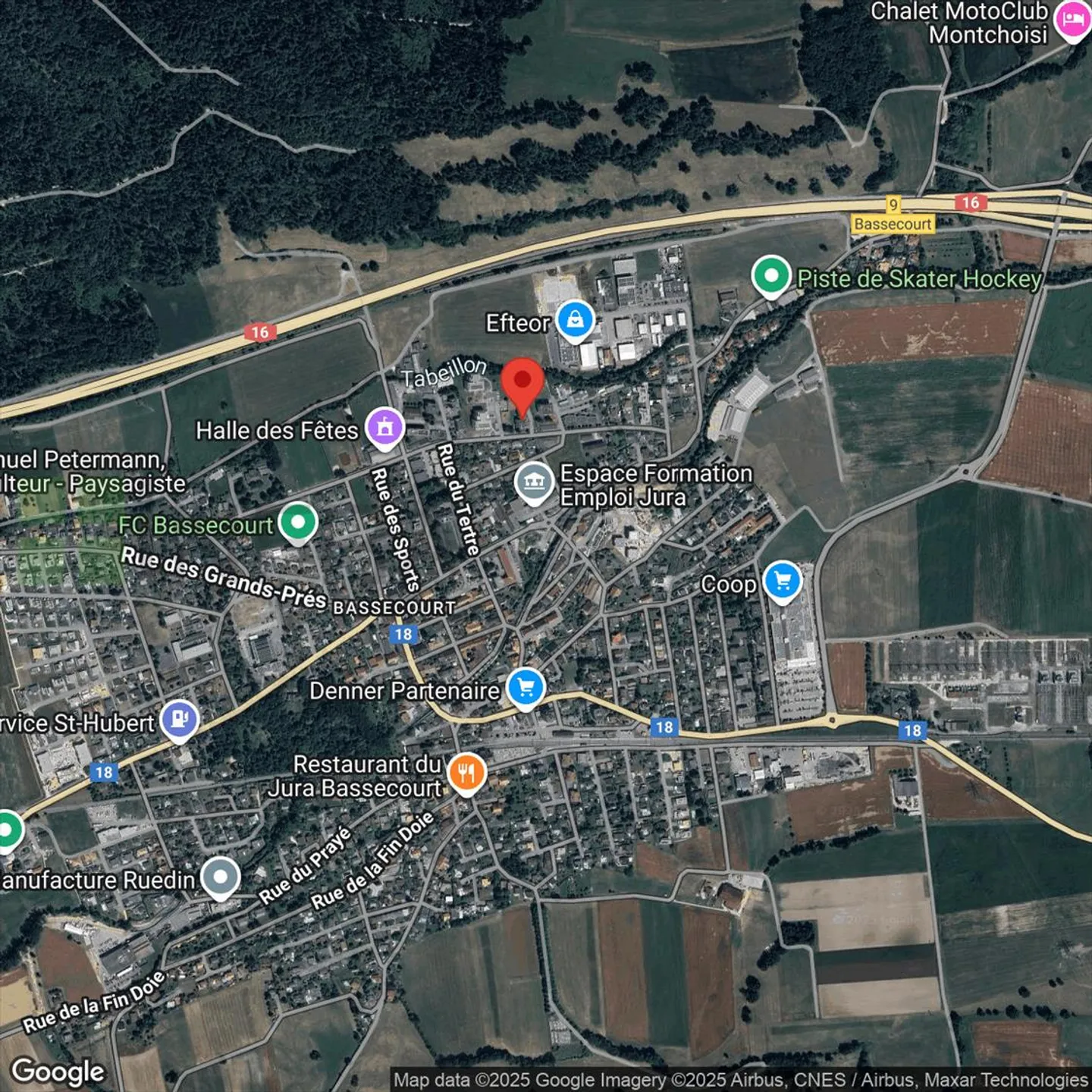 Appartement de quatre pièces au 1er étage avec ascenseur - Photo 10 sur 10