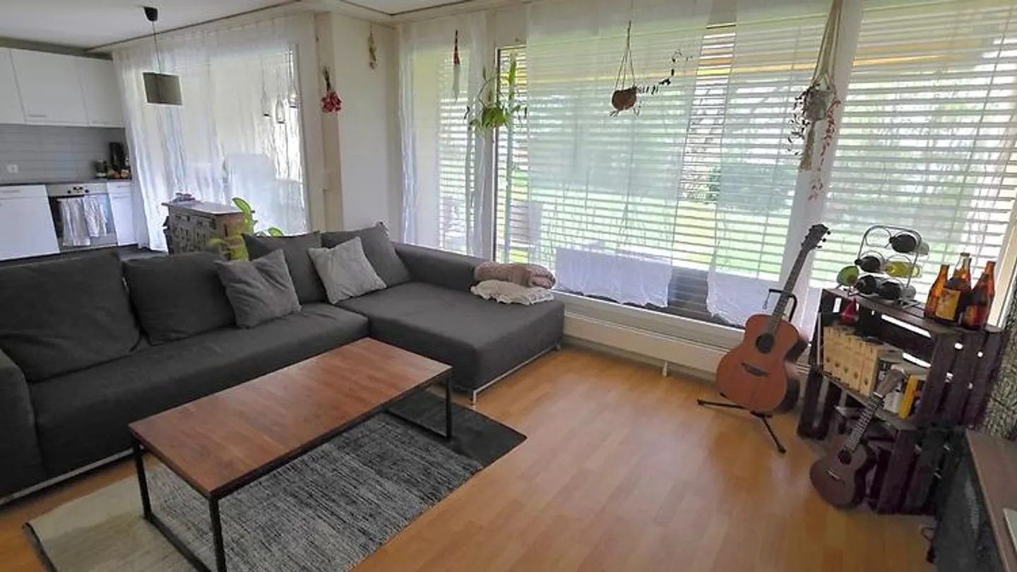 APPARTAMENTO DA 2½ BR A CROCE ROSSA (ZG), ARREDATO, TEMPORANEO - Foto 1 di 4