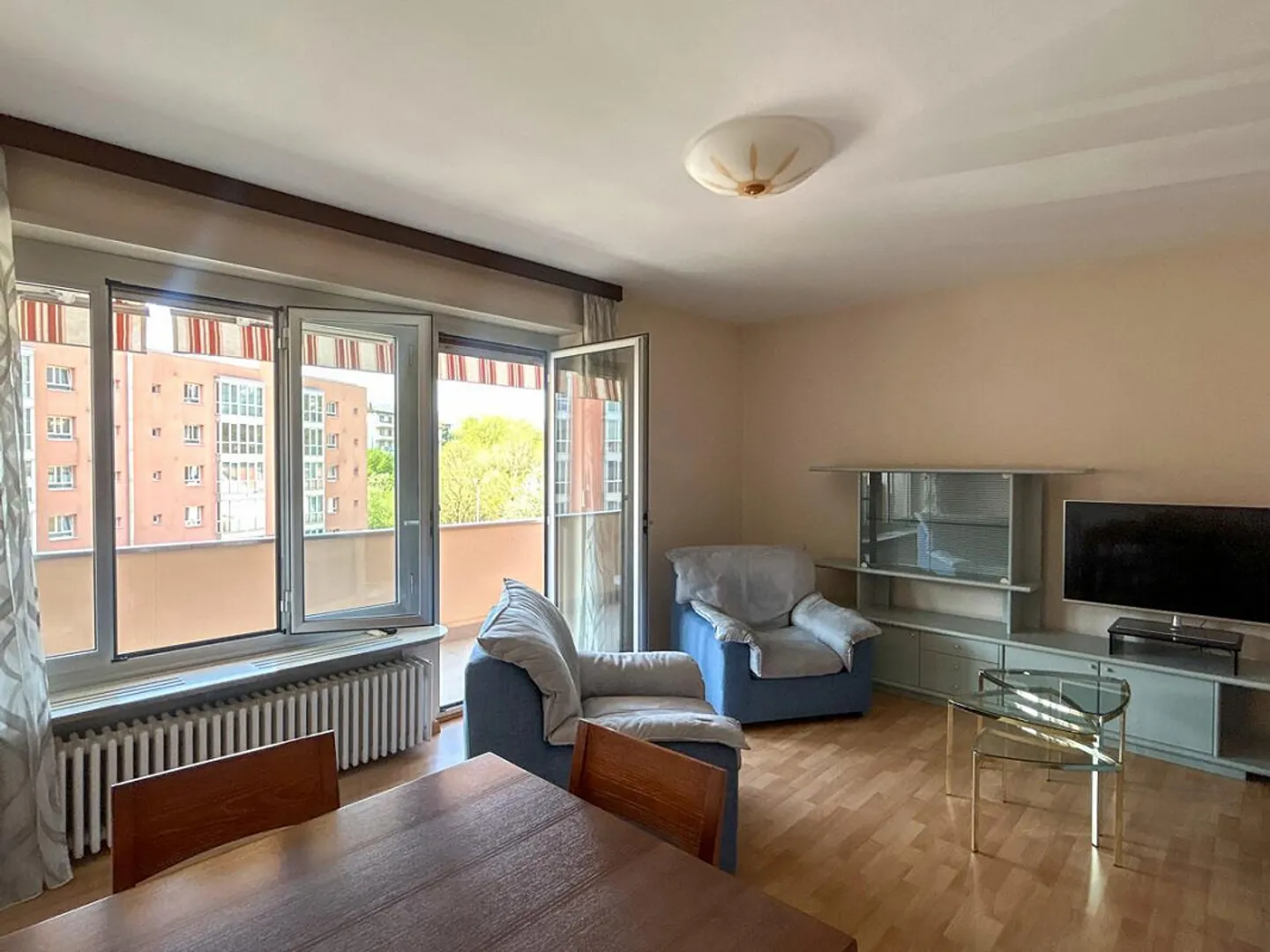 BALERNA – 3.5 PIÈCES : VERSATILITÉ, PRATICITÉ ET CONFORT DANS UNE UNIQUE... - Photo 1 sur 7