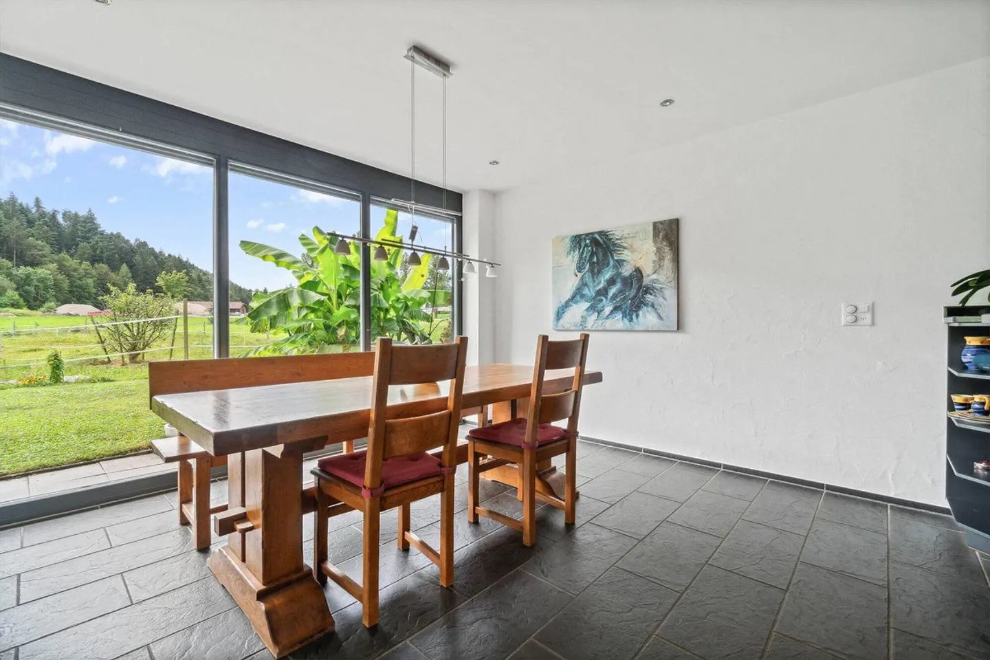 VIVRE ET ÉQUITATION COMBINÉS – MAISON JUMELÉE STYLÉE - Photo 5 sur 5