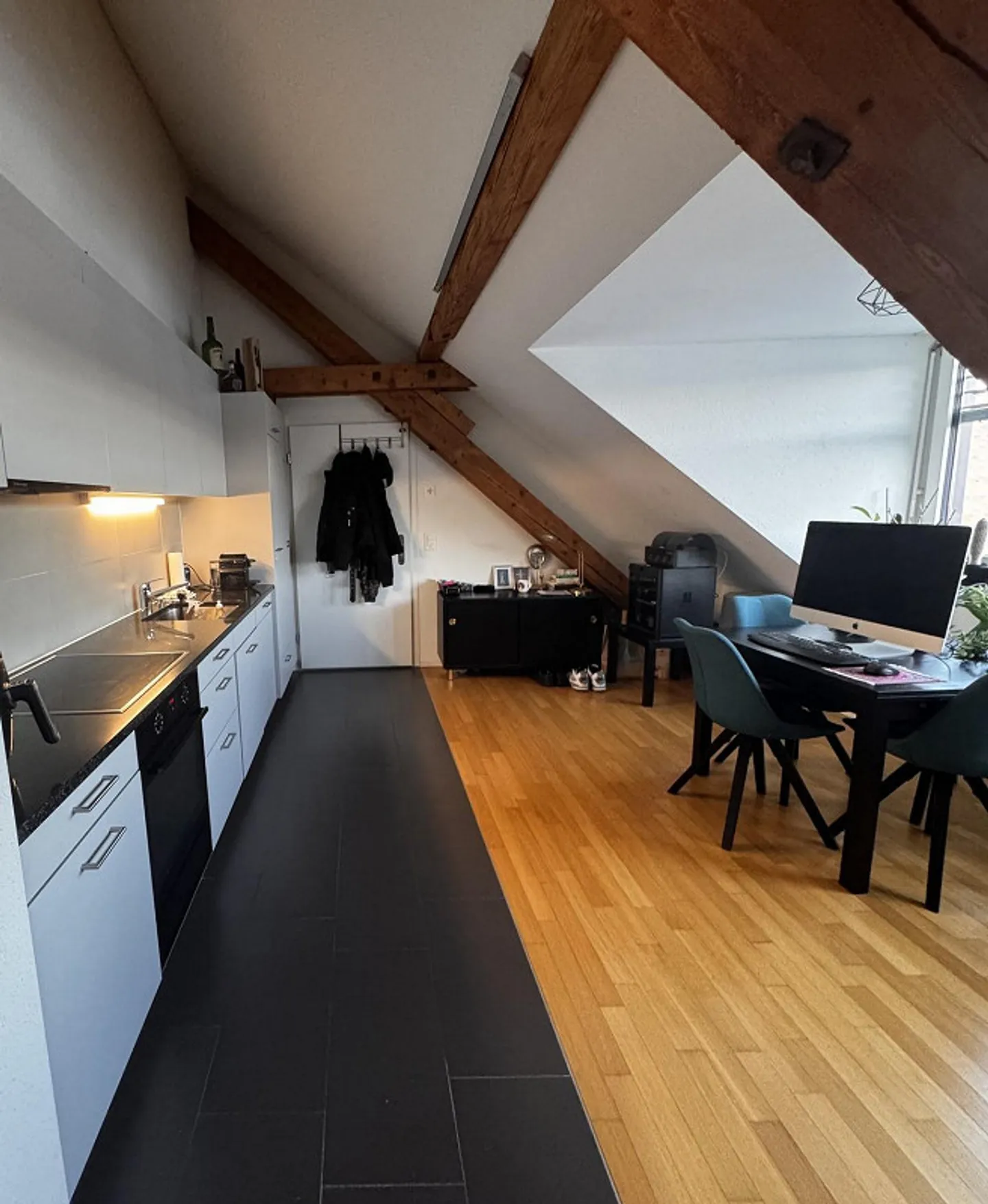 Moderne 2-Zimmer-Wohnung im Herzen von Zürich (Kreis 4) - Foto 1 von 6