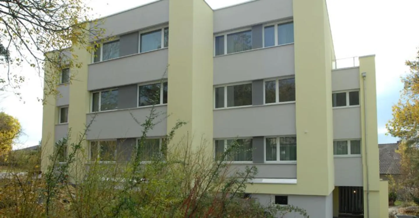 Motorradparkplätze in Utikon - Foto 1 von 1