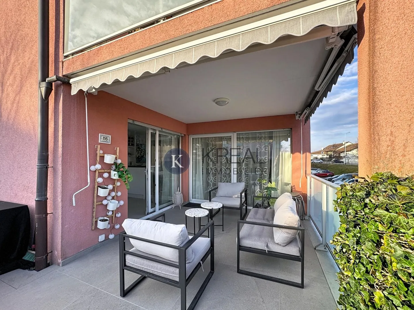 Spazioso appartamento di 4.5 locali con giardino privato e terrazza: luminoso e ristrutturato! - Foto 1 di 13