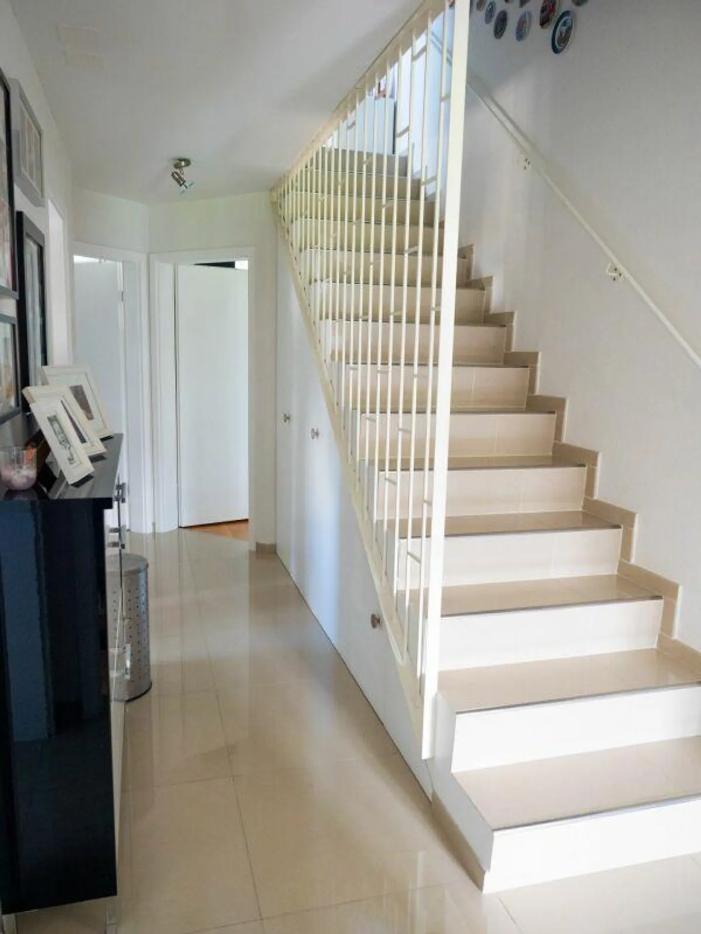 Maisonette spaziosa di 5,5 stanze con due terrazze soleggiate - Foto 7 di 16