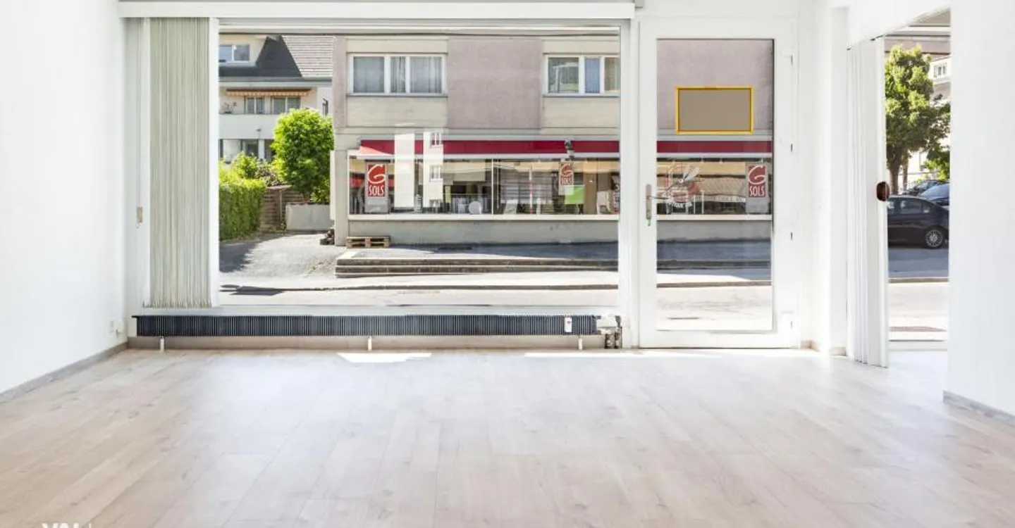Espace Commercial Moderne - Photo 2 sur 9
