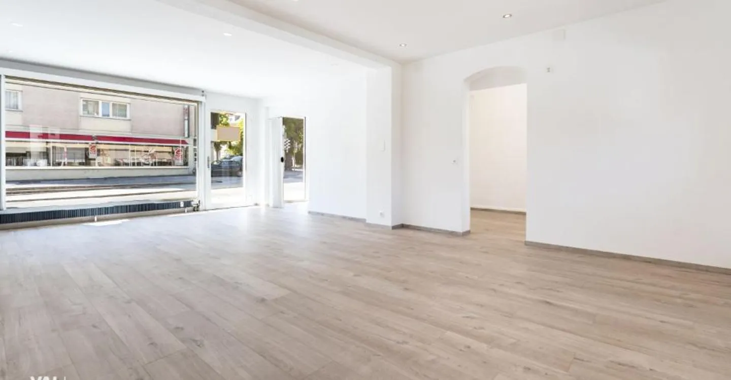Espace Commercial Moderne - Photo 6 sur 9