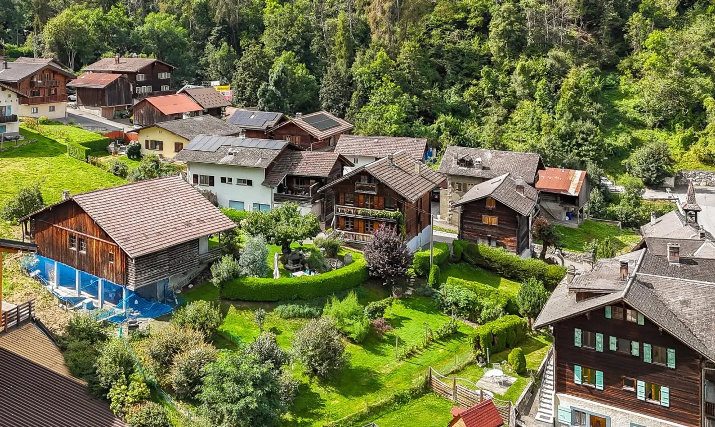 Charming character house in Beuson (Nendaz) - Photo 2 of 13