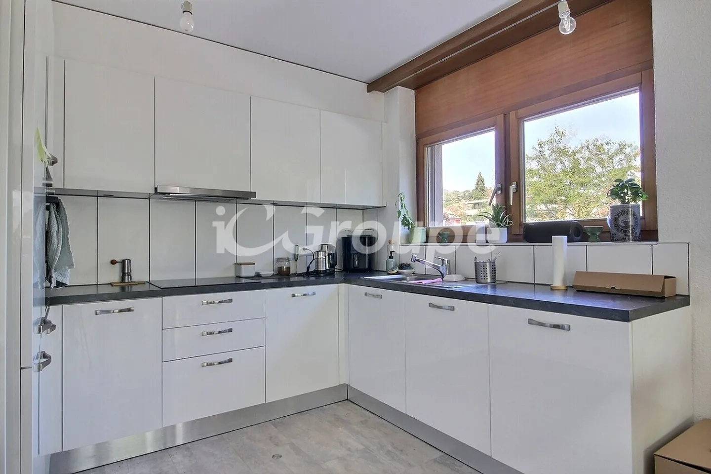 Appartamento di 3,5 locali al piano terra in un quartiere tranquillo. - Foto 3 di 9