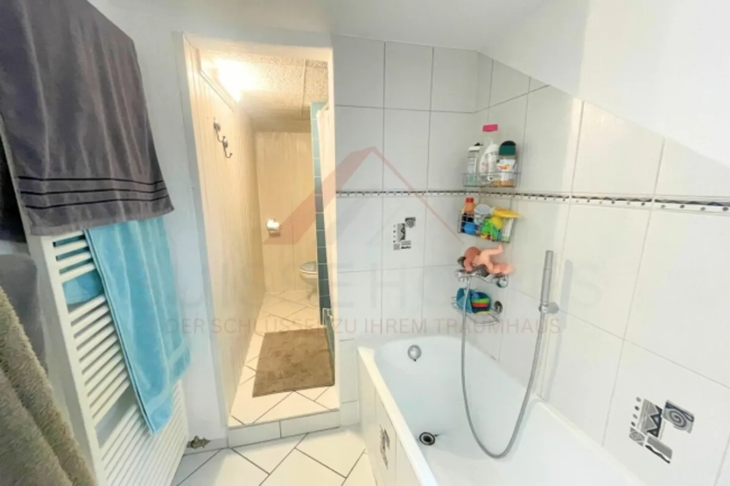 Ampia casa per due generazioni a Grenchen - 14,5 stanze, grande terreno e potenziale versatile - Foto 16 di 20