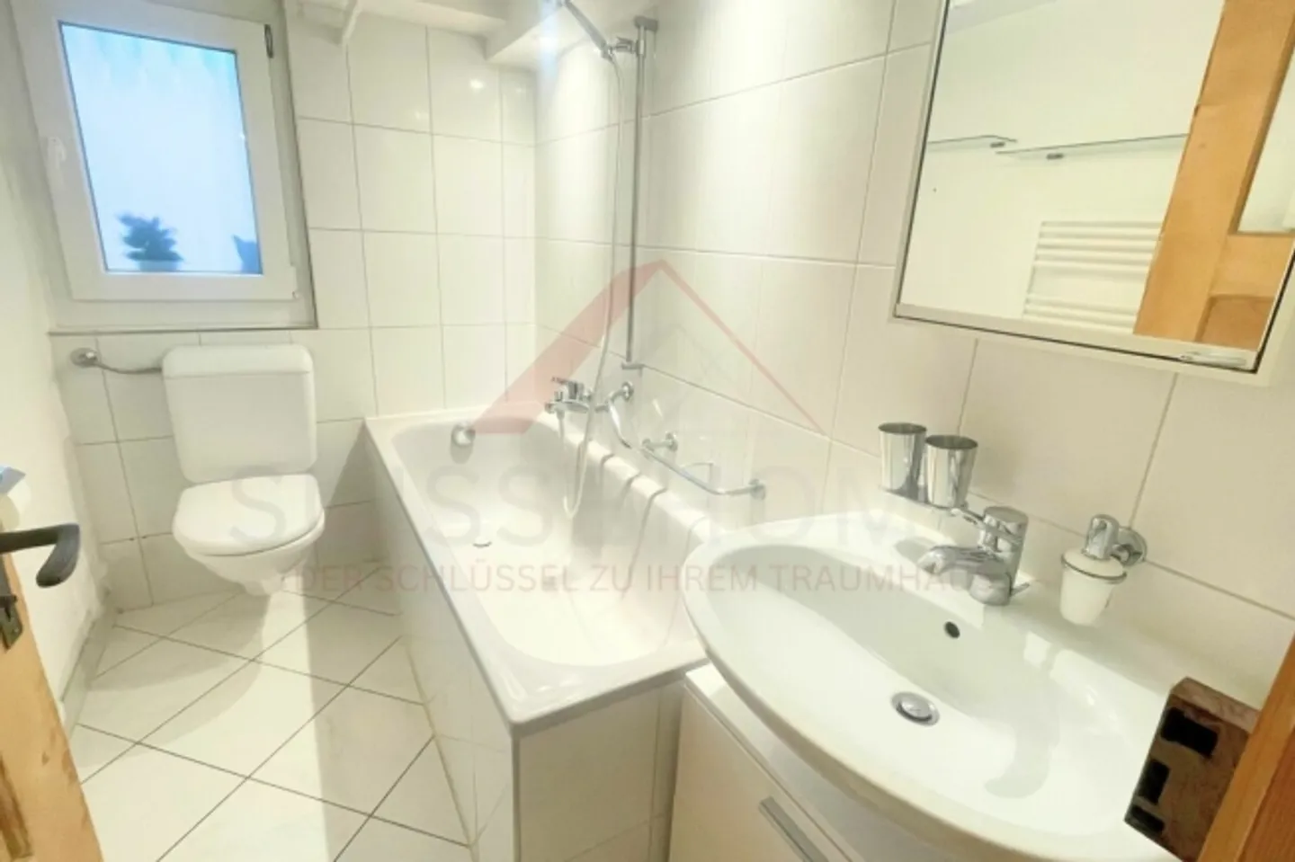 Ampia casa per due generazioni a Grenchen - 14,5 stanze, grande terreno e potenziale versatile - Foto 17 di 20