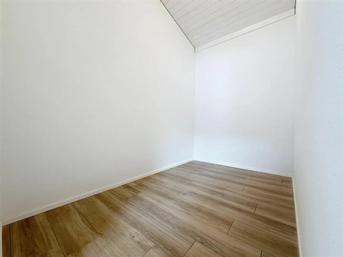 Moderne Familienvilla in Vuisternens - Foto 12 von 20