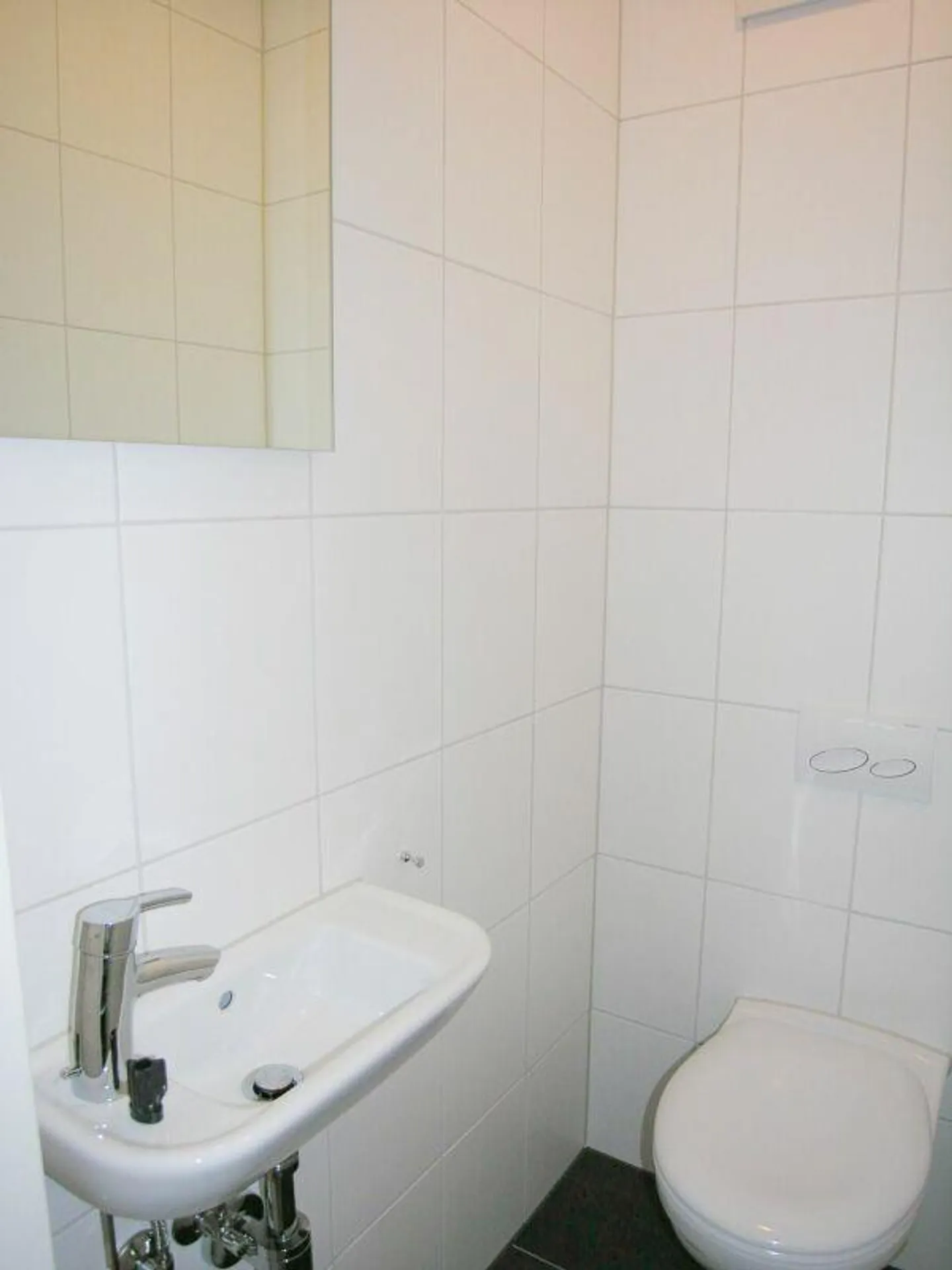 Spacious 4-room apartment in a central location - Photo 8 of 10