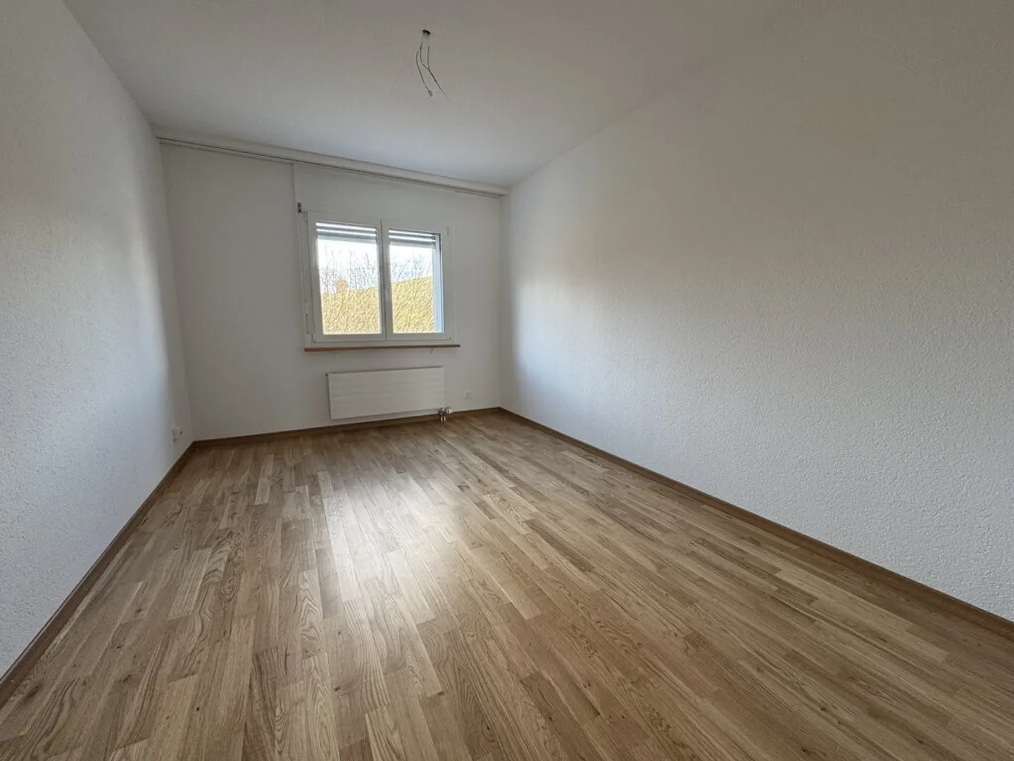 Modernes 4.5-Zimmer-Apartment - Foto 4 von 12