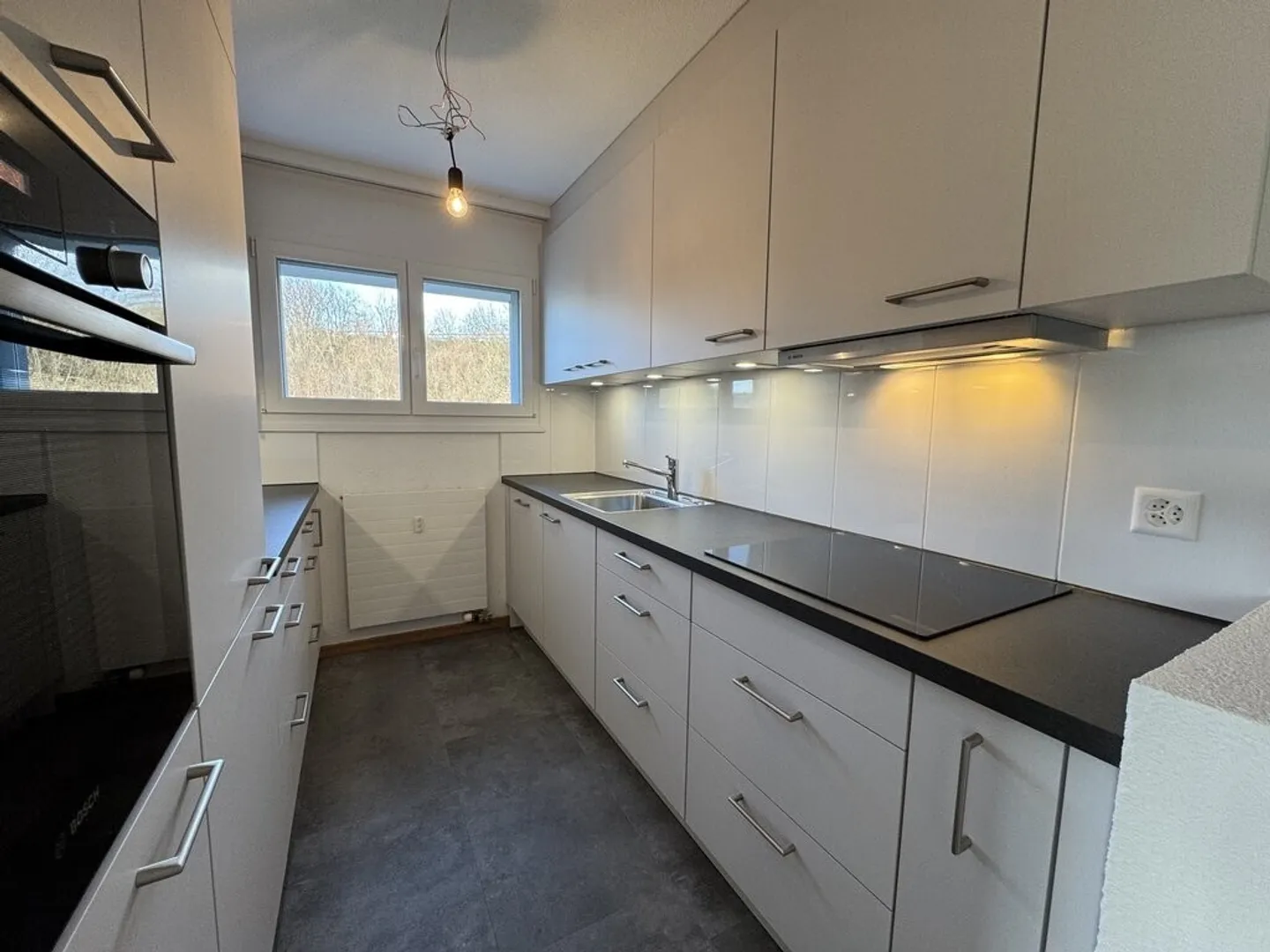 Modernes 4.5-Zimmer-Apartment - Foto 7 von 12