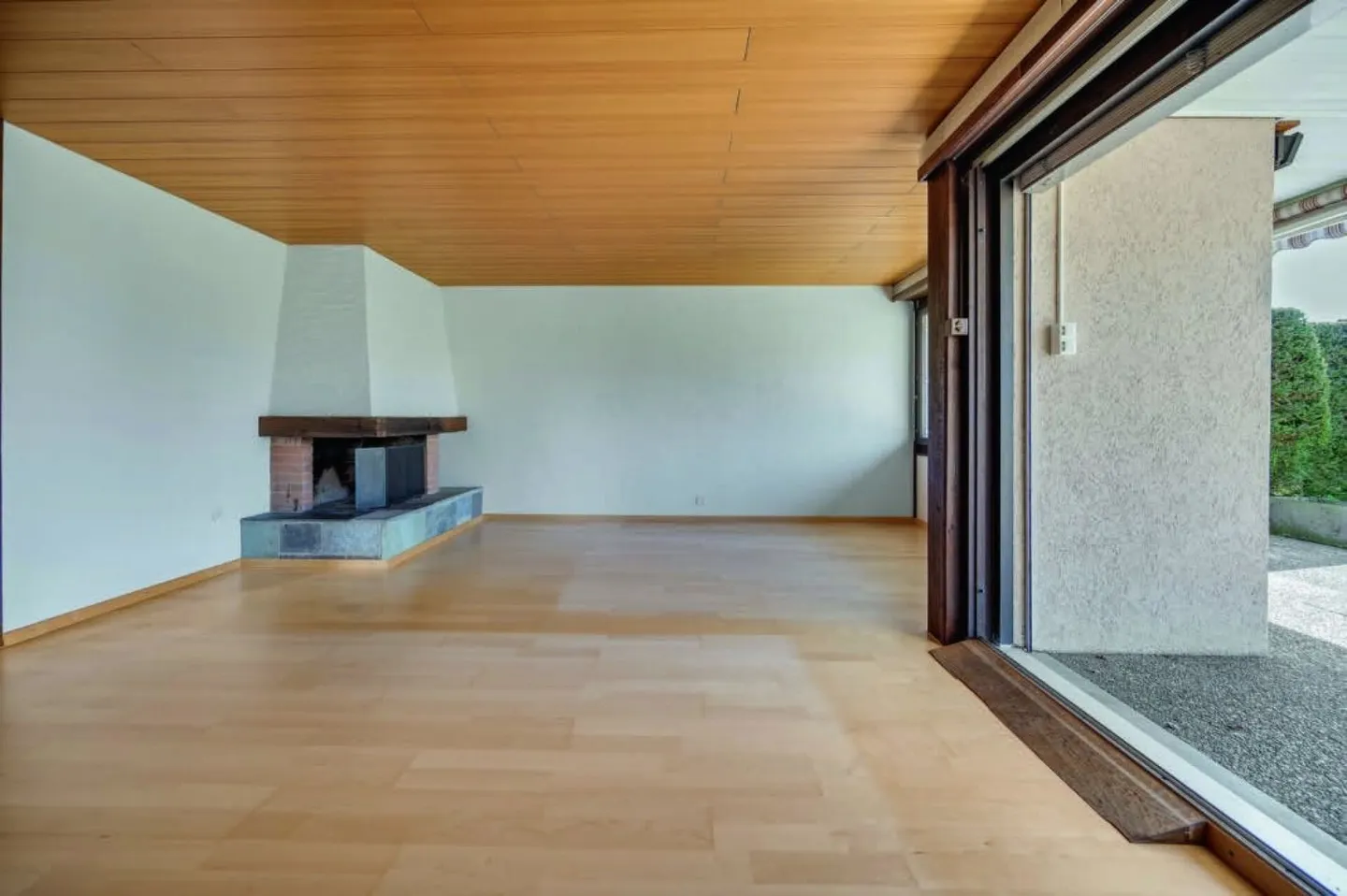 5.5-Room End Row House with Garden, Garage and Three Parking Spaces - Hausmattstrasse 2 + 6b, Ittigen - Photo 6 of 11