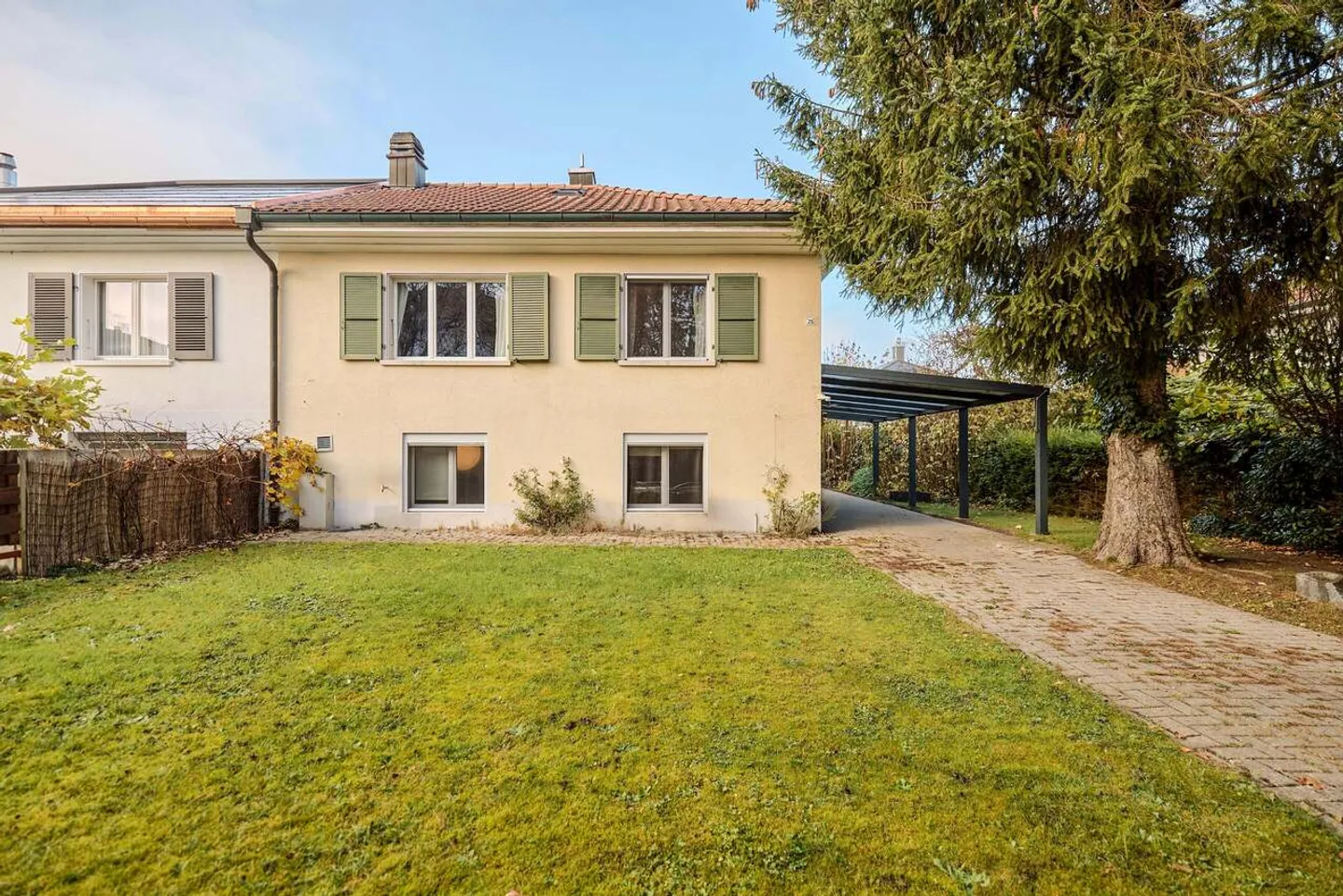 VILLA DOPPIA NELLA MIGLIORE POSIZIONE A BERNER BURGFELD - Foto 1 di 12