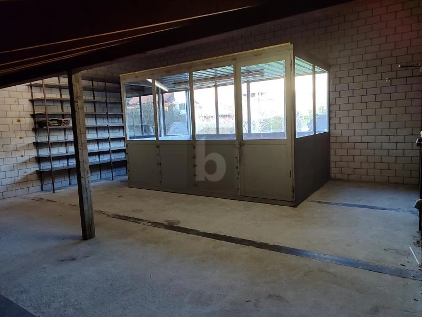 FLEXIBLE AND SPACIOUS - Photo 4 of 6