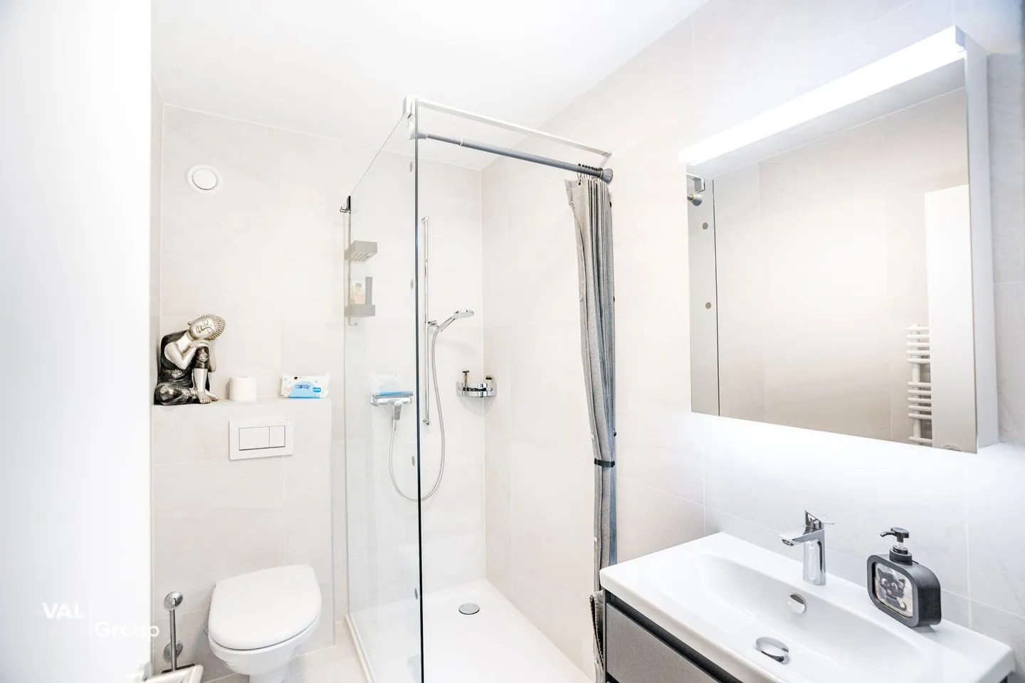 Helle 4½-Zimmer-Wohnung im 8. Obergeschoss mit Panoramasicht, Naters - Foto 8 von 11