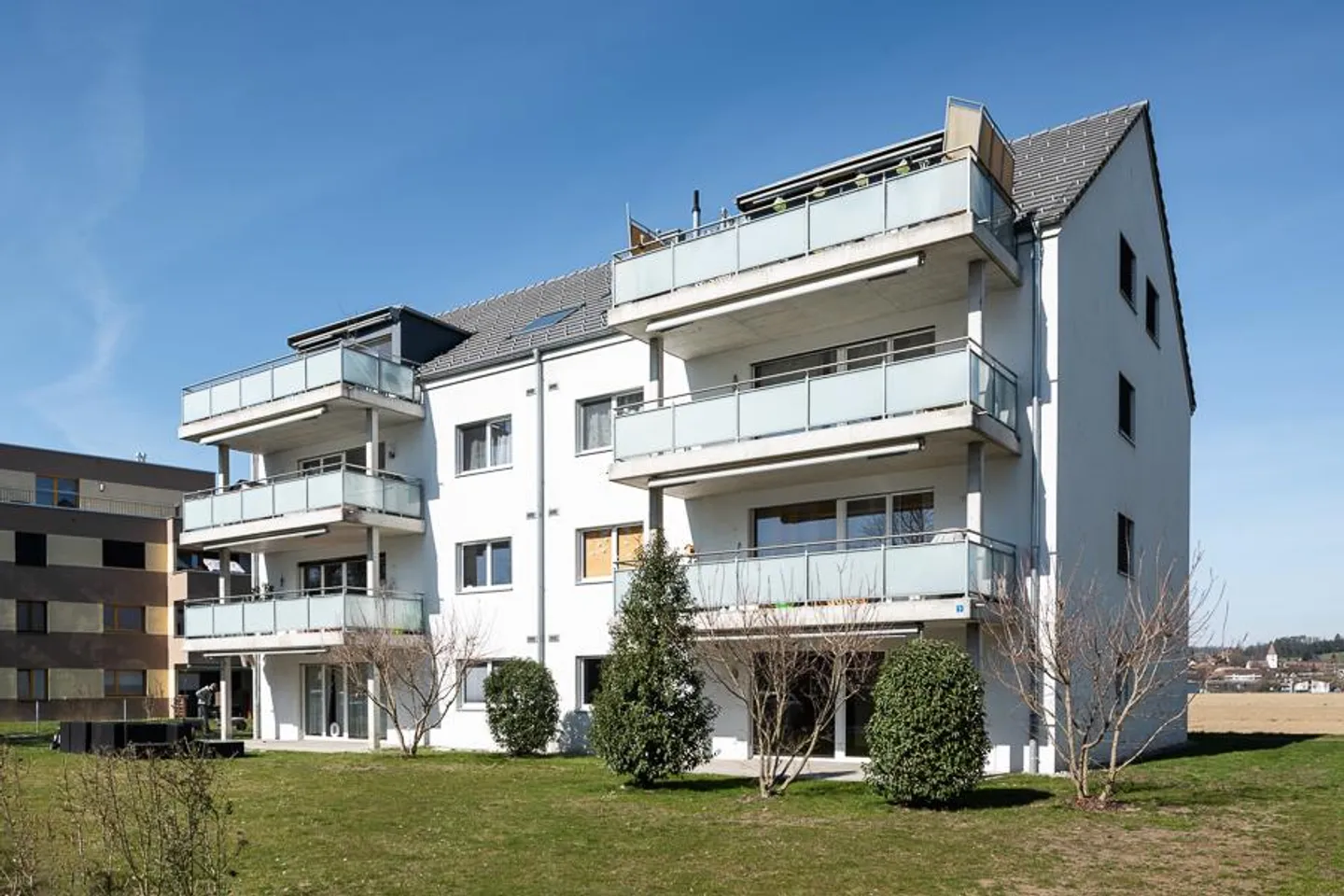 Modernes Apartment in ruhiger Lage - Foto 1 von 10