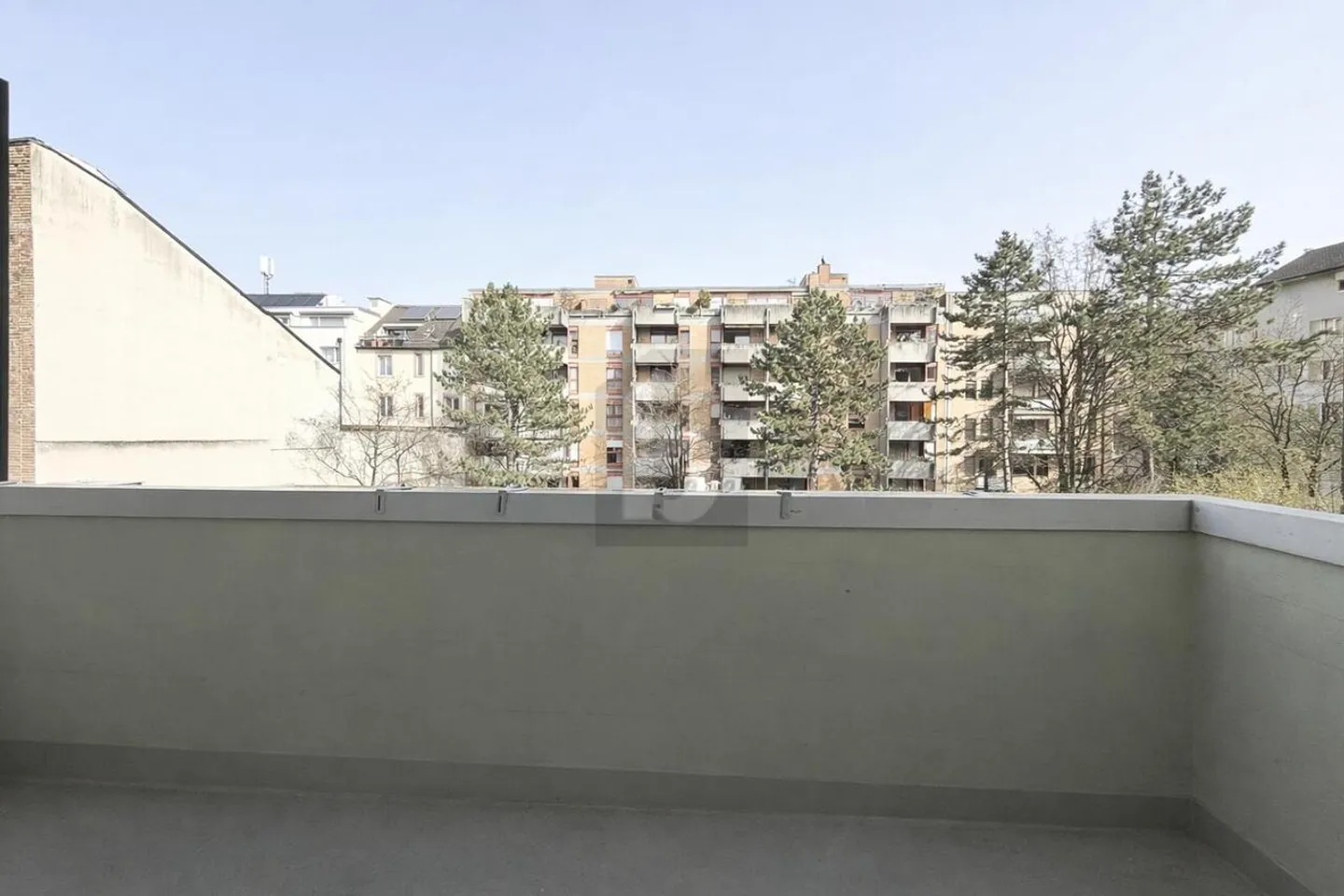 PRICE HIT! BRIGHT - BALCONY - NEAR THE RHINE (IN BUILDING RIGHT) - Photo 1 of 6