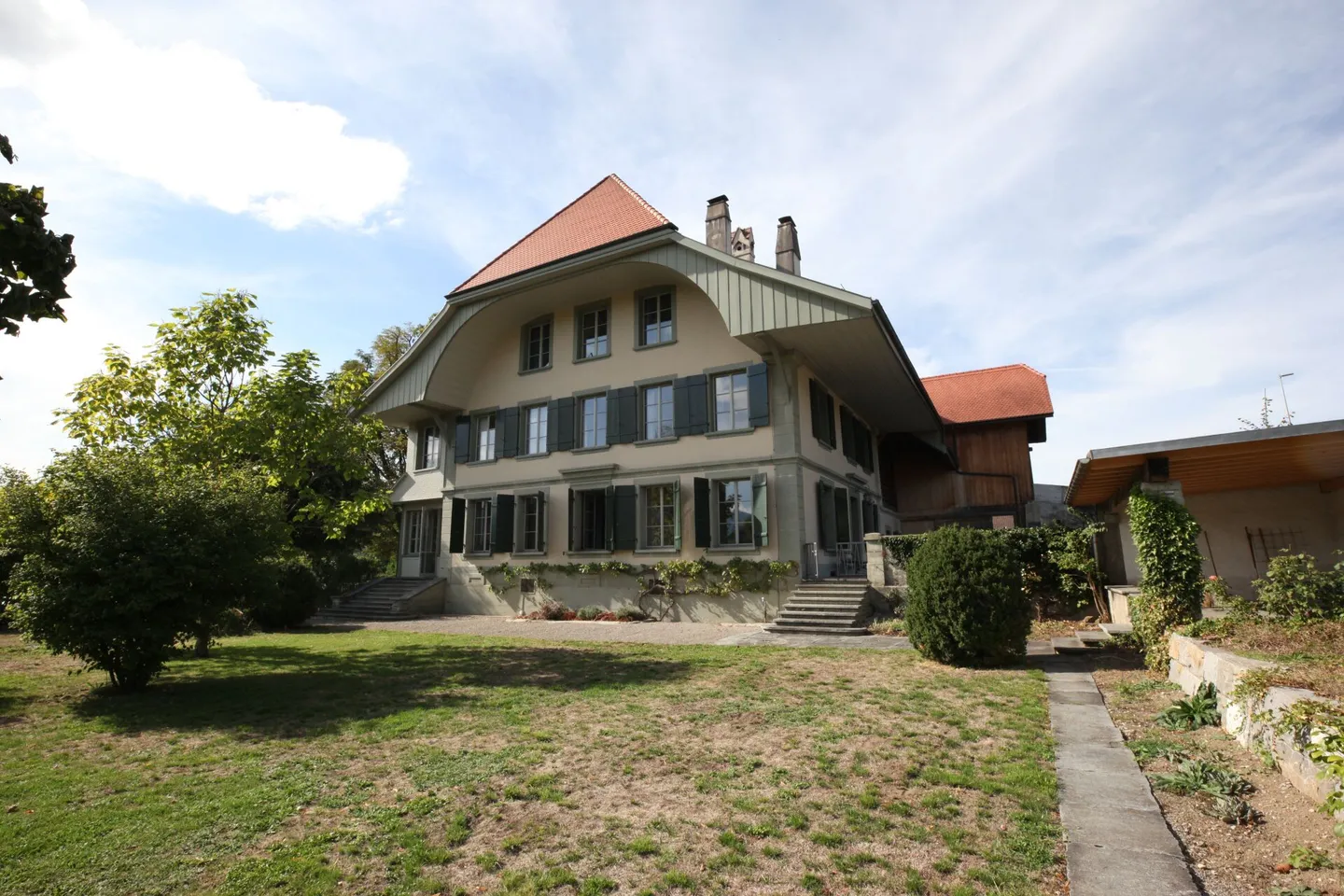 Appartement spacieux de 5 pièces dans une ancienne ferme - Photo 25 sur 27