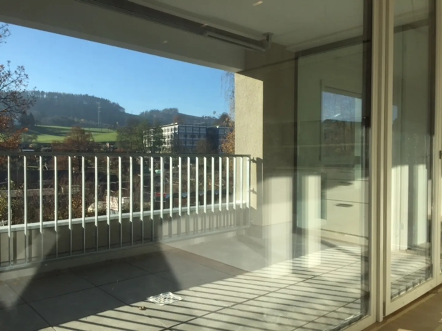 1er étage Est avec de hauts plafonds - Photo 5 sur 14