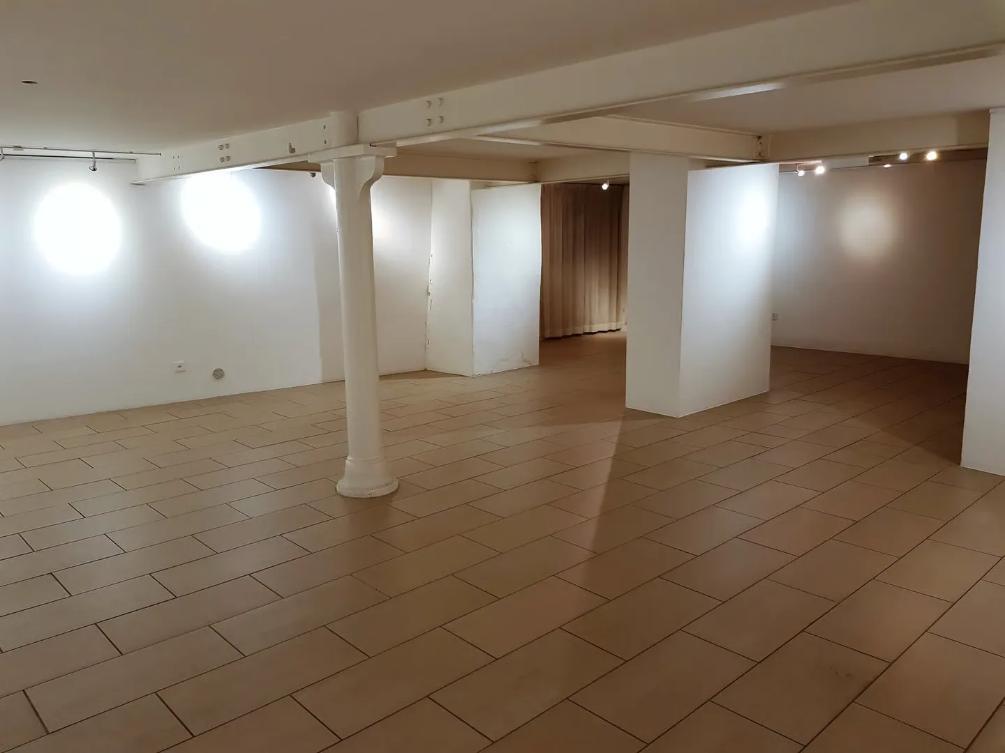 Gewerbefläche in Valangin - Foto 13 von 13