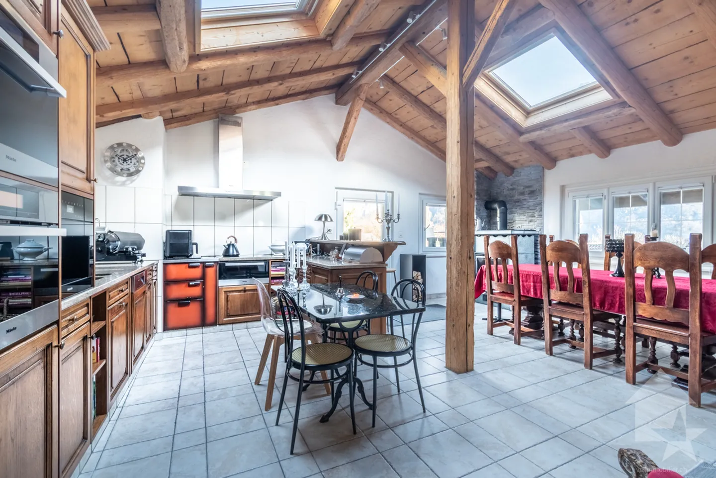 Evionnaz, Haus mit Bauland - Foto 1 von 13