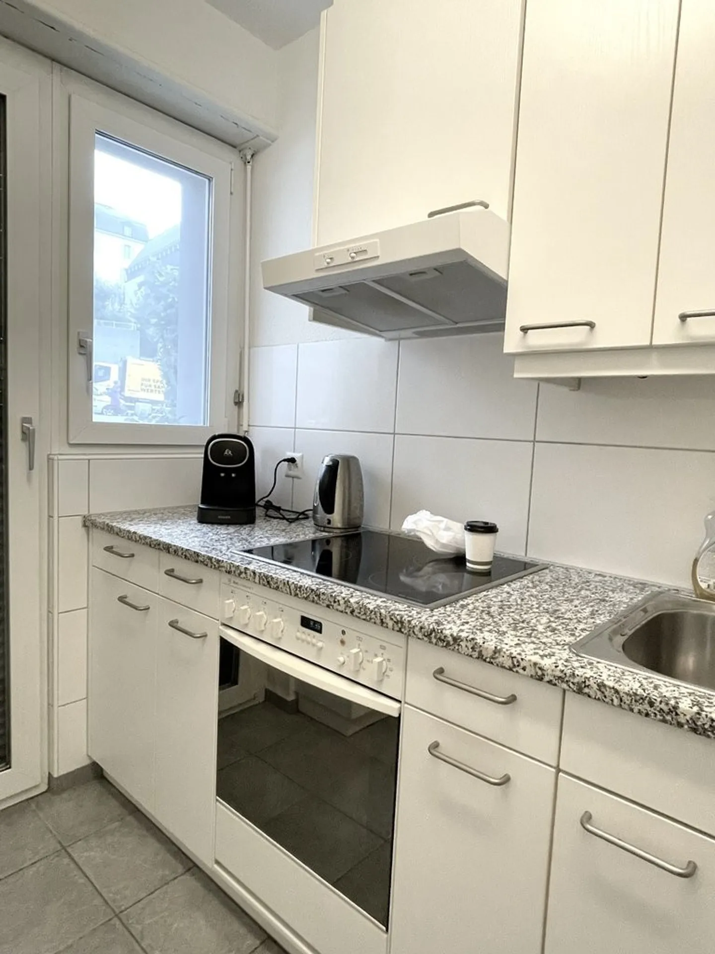 Appartement moderne à distance de marche de la gare principale - Photo 3 sur 7