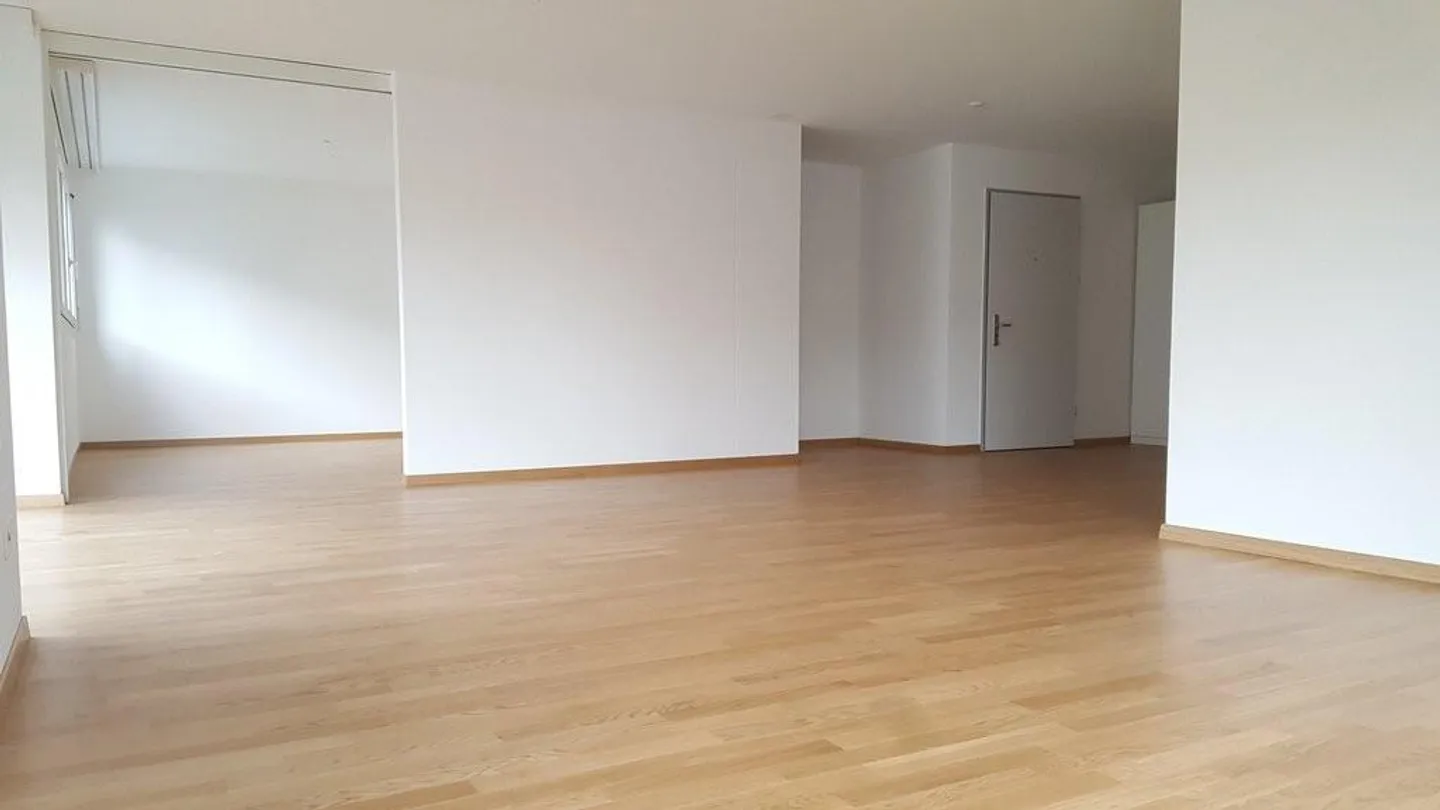 Living near the picturesque old town - Photo 5 of 10